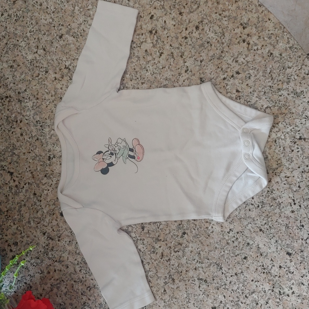 Disney jumping bean 3 month minnie onsie long sleeve